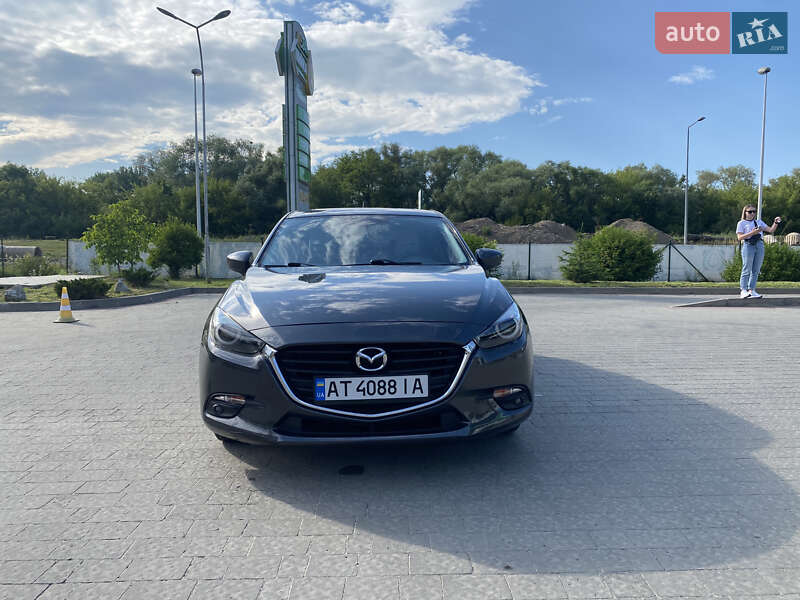Mazda 3 2015