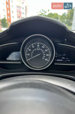 Седан Mazda 3 2016 в Харькове