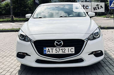 Седан Mazda 3 2017 в Івано-Франківську