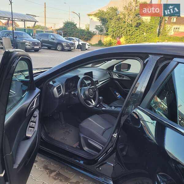 Седан Mazda 3 2017 в Одессе