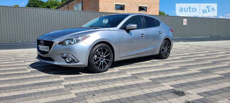 Седан Mazda 3 2015 в Львове