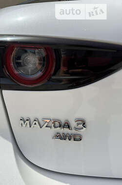 Хэтчбек Mazda 3 2022 в Киеве
