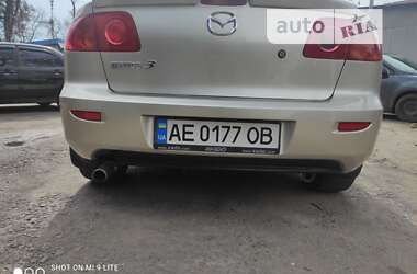 Седан Mazda 3 2004 в Днепре