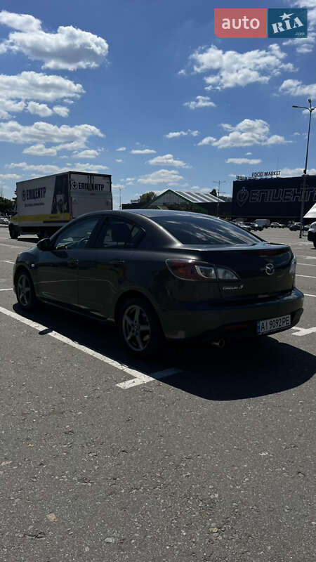 Седан Mazda 3 2010 в Києві