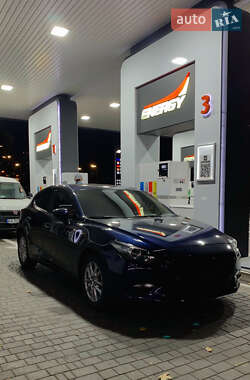 Хетчбек Mazda 3 2017 в Києві