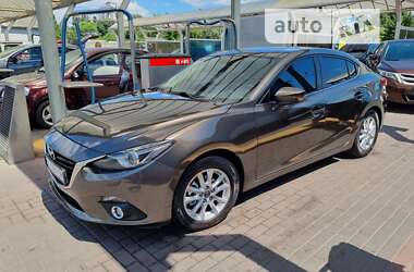 Седан Mazda 3 2014 в Киеве