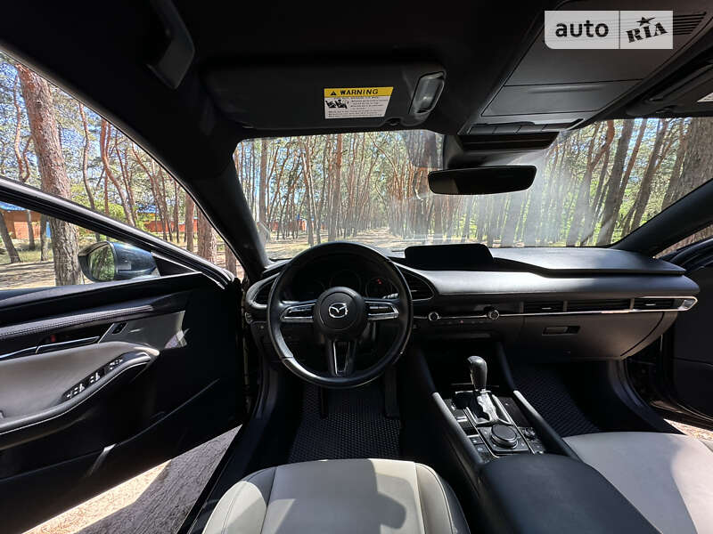 Хэтчбек Mazda 3 2019 в Днепре