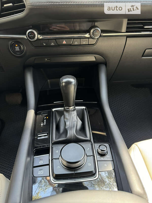 Хэтчбек Mazda 3 2019 в Днепре