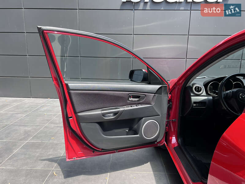 Хэтчбек Mazda 3 2008 в Одессе