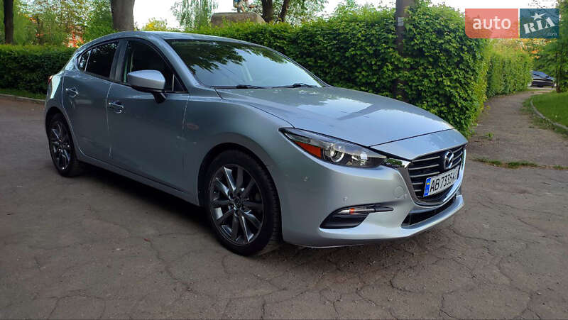 Хэтчбек Mazda 3 2018 в Жмеринке