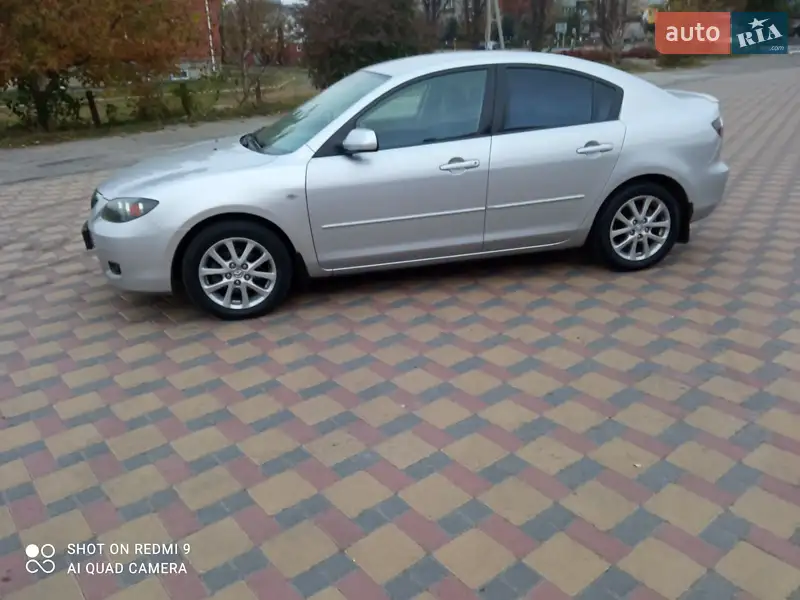 Седан Mazda 3 2009 в 