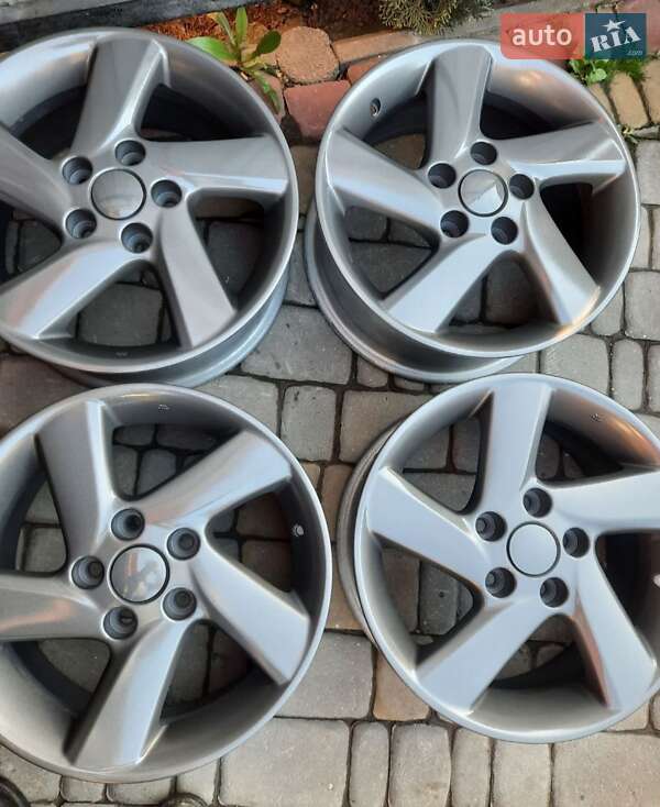 Седан Mazda 3 2016 в Днепре