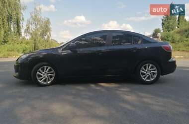 Седан Mazda 3 2011 в Києві