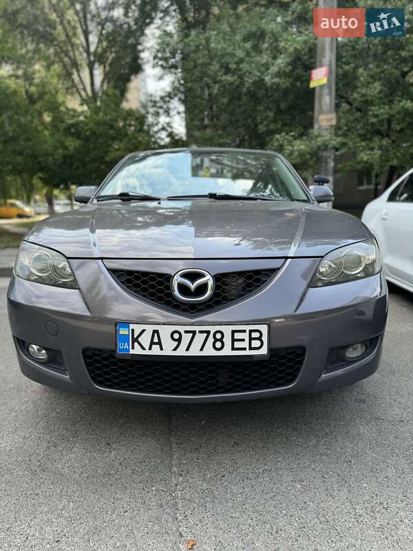 Седан Mazda 3 2008 в Киеве