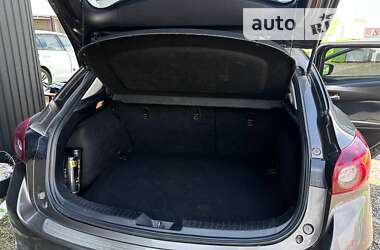 Хэтчбек Mazda 3 2014 в 