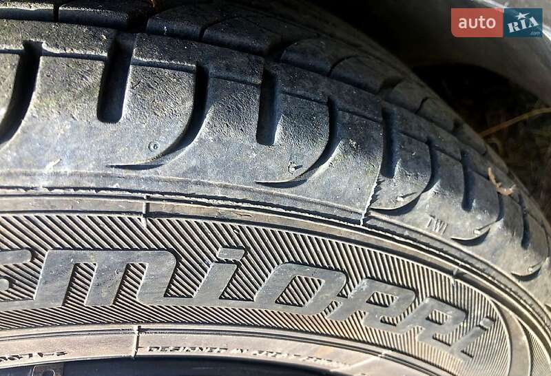 Хетчбек Mazda 3 2004 в Врадіївці