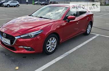 Седан Mazda 3 2018 в Киеве