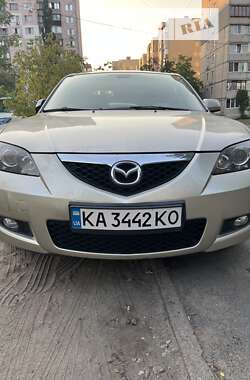 Седан Mazda 3 2006 в Киеве