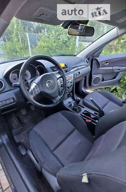 Седан Mazda 3 2006 в Черкасах