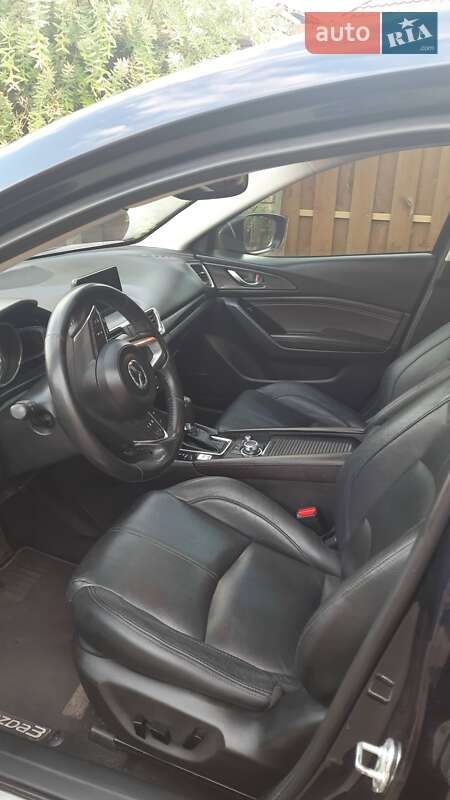 Седан Mazda 3 2018 в Борисполе