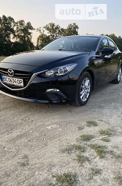 Седан Mazda 3 2015 в Дрогобичі