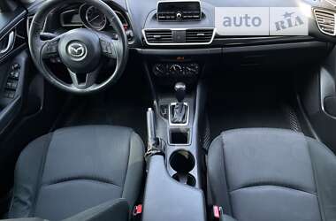 Седан Mazda 3 2014 в Києві