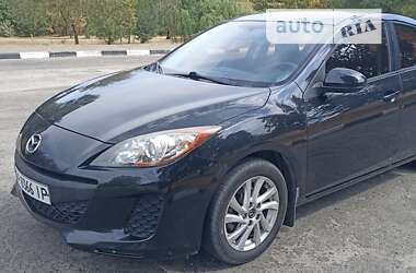 Седан Mazda 3 2013 в Запоріжжі