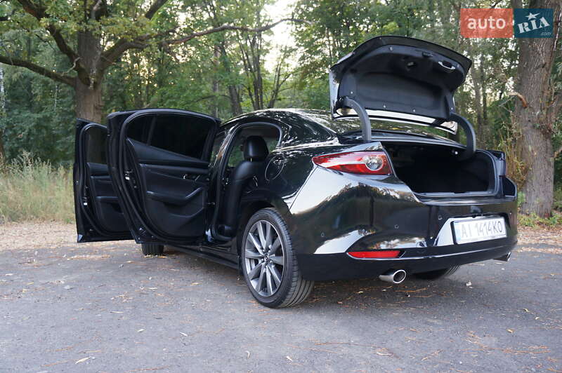 Седан Mazda 3 2019 в Броварах