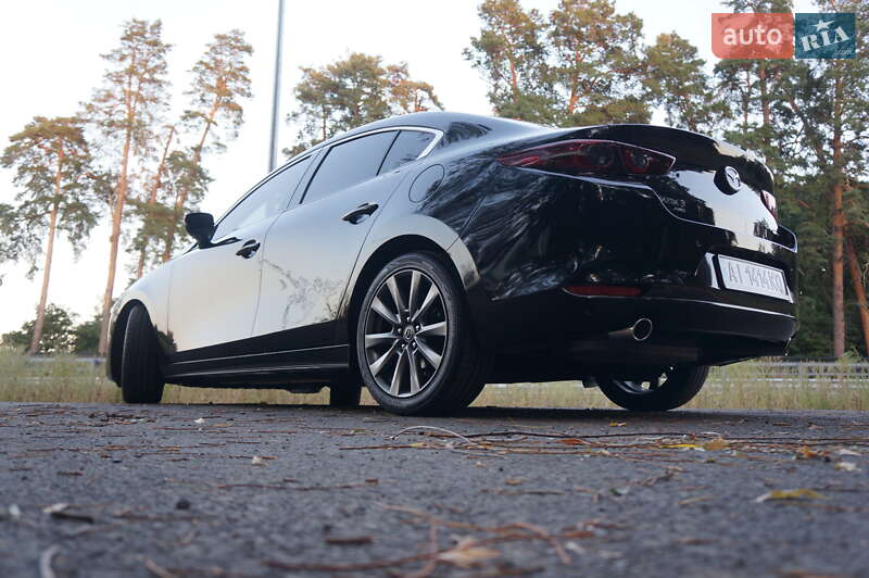 Седан Mazda 3 2019 в Броварах