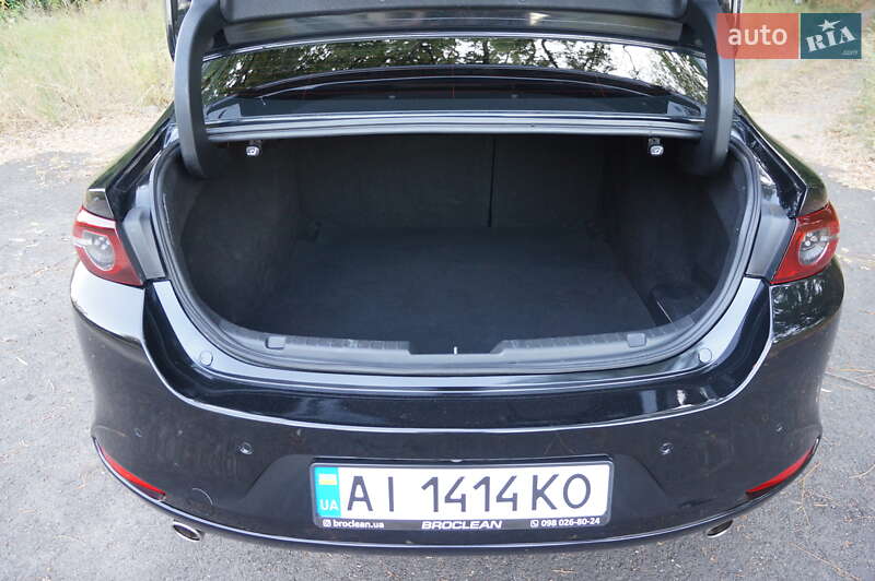 Седан Mazda 3 2019 в Броварах