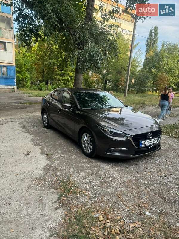 Mazda 3 2016