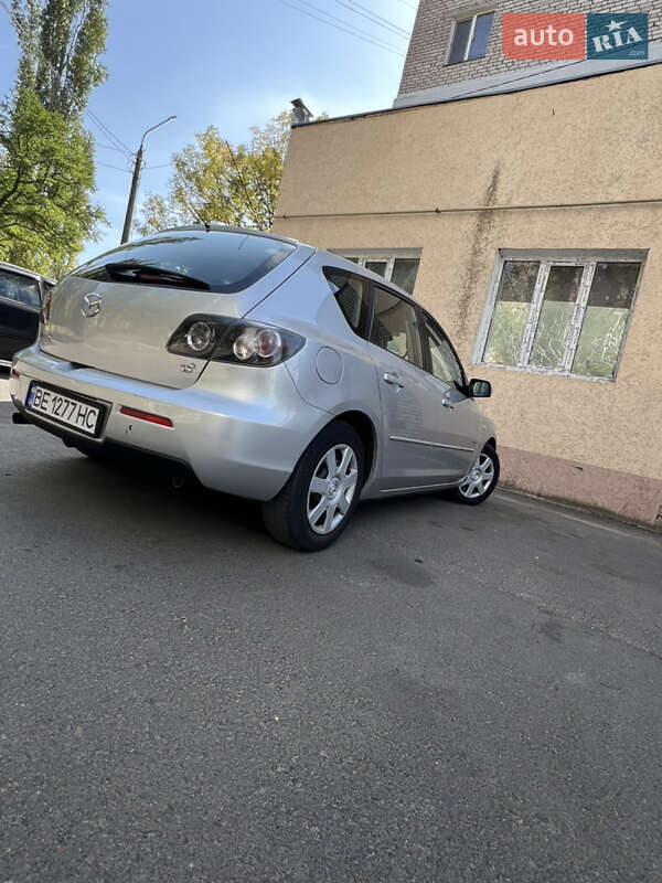 Хэтчбек Mazda 3 2007 в Николаеве