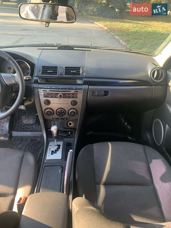 Хэтчбек Mazda 3 2007 в Лозовой