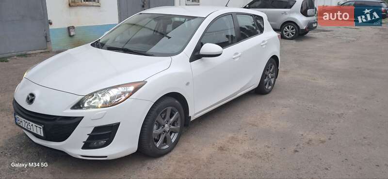 Хетчбек Mazda 3 2010 в Одесі
