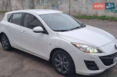 Хэтчбек Mazda 3 2010 в 
