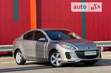 Седан Mazda 3 2012 в Киеве