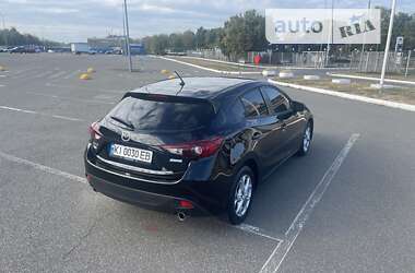 Хэтчбек Mazda 3 2016 в Киеве