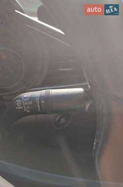 Седан Mazda 3 2021 в Киеве