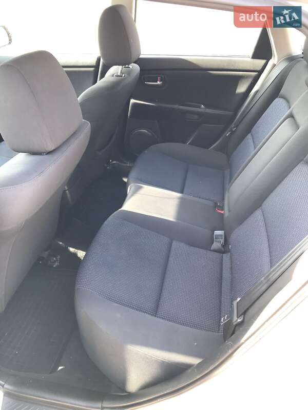 Хэтчбек Mazda 3 2005 в Киеве