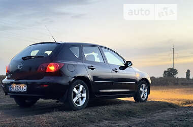 Хэтчбек Mazda 3 2003 в Николаеве