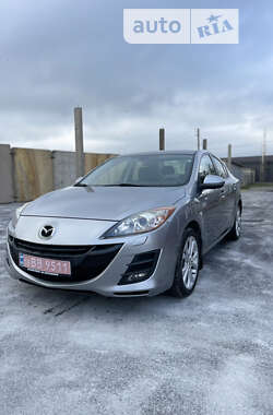 Седан Mazda 3 2009 в Гайвороні