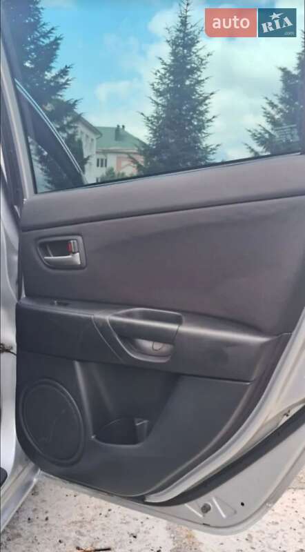 Хэтчбек Mazda 3 2005 в Калуше фото 16 Хэтчбек Mazda 3 2005 в Калуше
