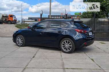 Хэтчбек Mazda 3 2016 в Киеве