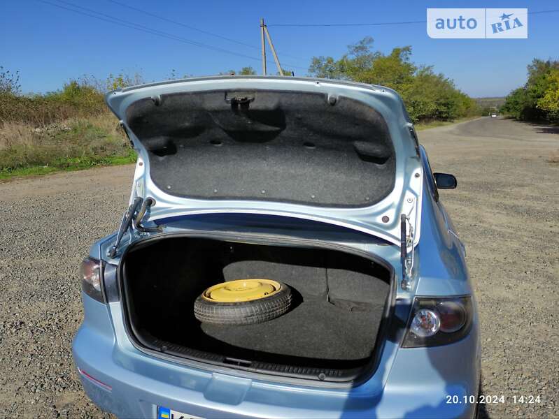Седан Mazda 3 2007 в Первомайске