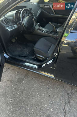 Седан Mazda 3 2010 в 