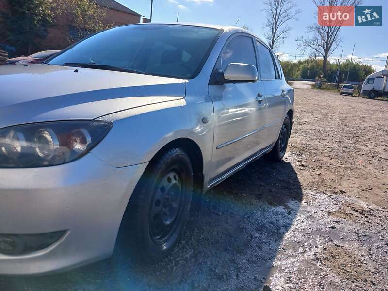 Хэтчбек Mazda 3 2006 в Яворове
