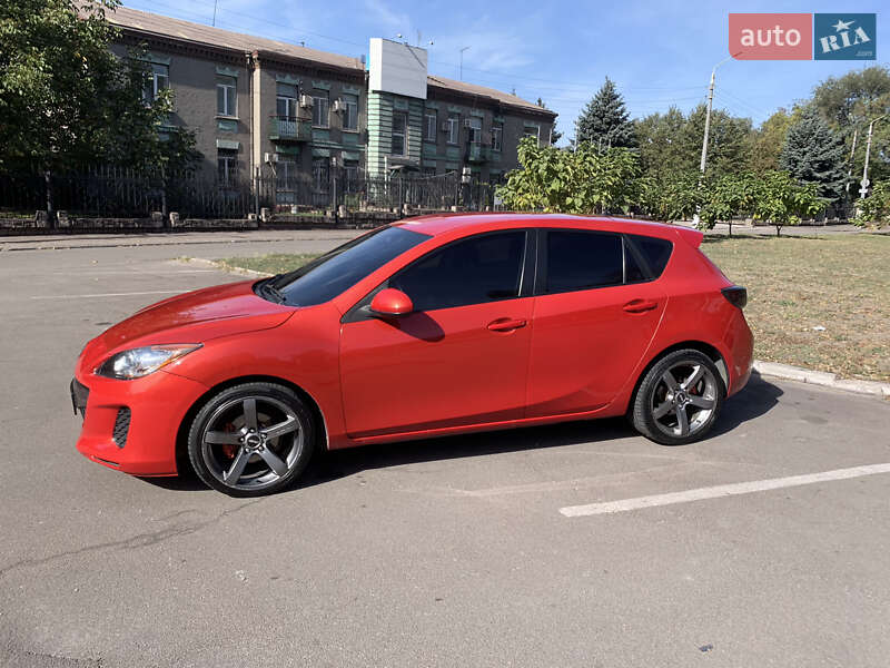 Хетчбек Mazda 3 2011 в Кам'янському