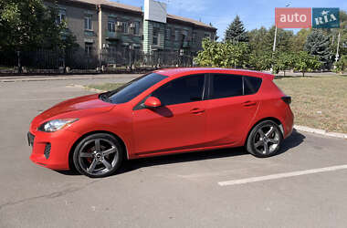 Хэтчбек Mazda 3 2011 в 