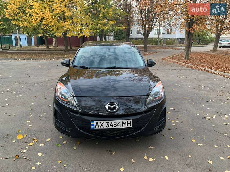 Седан Mazda 3 2013 в Харькове фото 2 Седан Mazda 3 2013 в Харькове