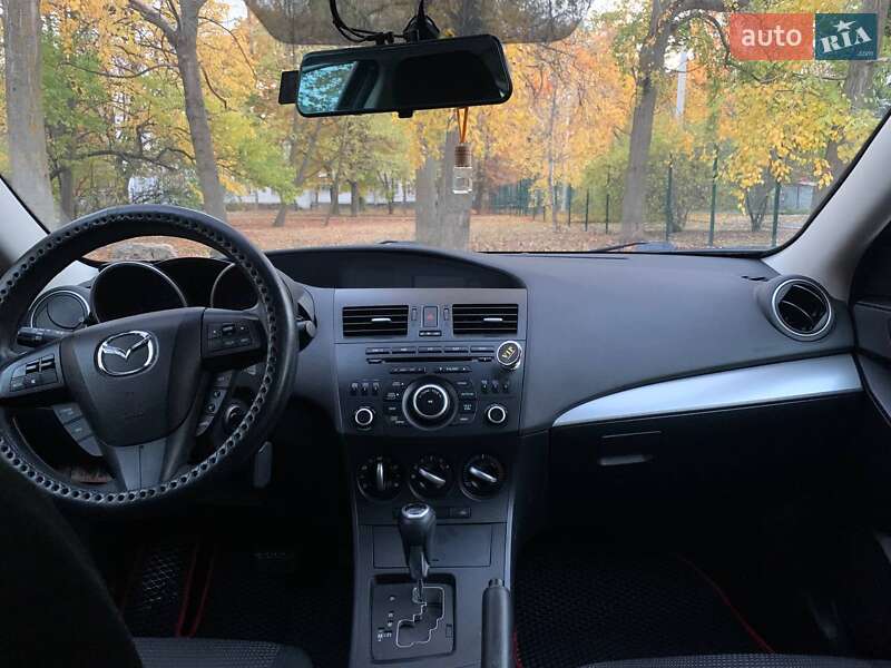Седан Mazda 3 2013 в Харькове фото 10 Седан Mazda 3 2013 в Харькове